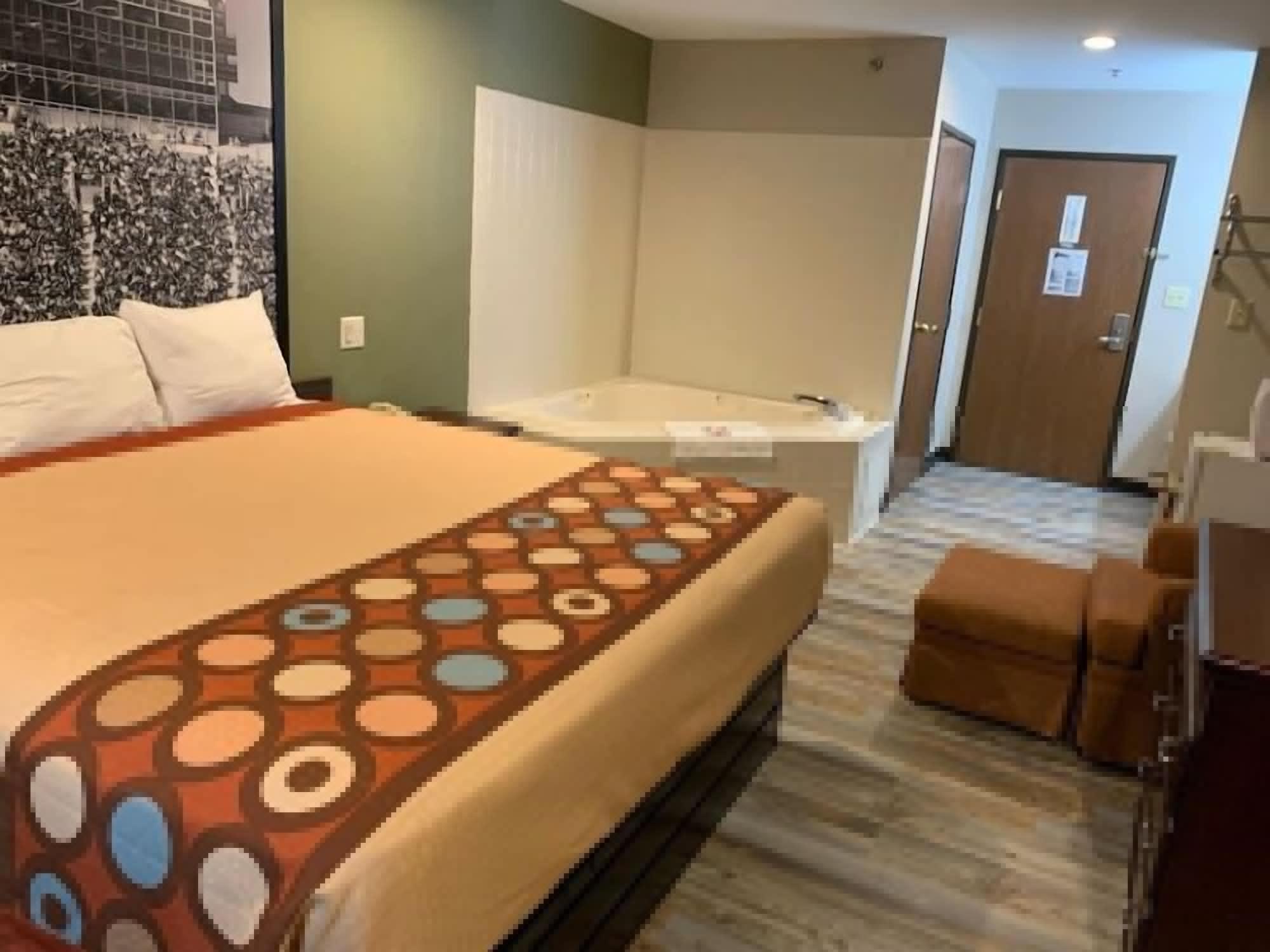 Super 8 By Wyndham Frankfort In Экстерьер фото